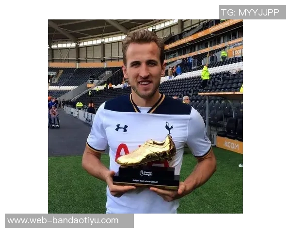 德甲九月最佳球员候选名单公布凯恩格里马尔多乌尊争夺荣誉