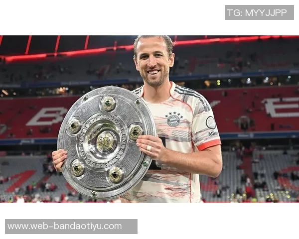 德甲九月最佳球员候选名单公布凯恩格里马尔多乌尊争夺荣誉