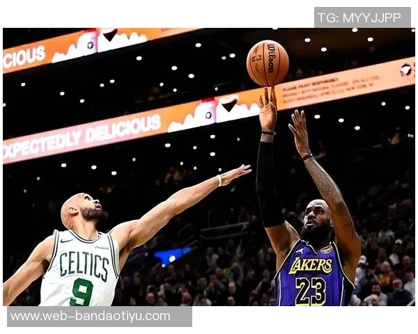 詹姆斯感慨篮球运动员水平提升现今飞天遁地的球员数量大幅增加