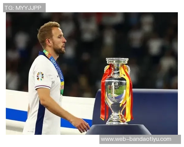 凯恩谈位置调整：后撤参与比赛让我更加享受足球的乐趣