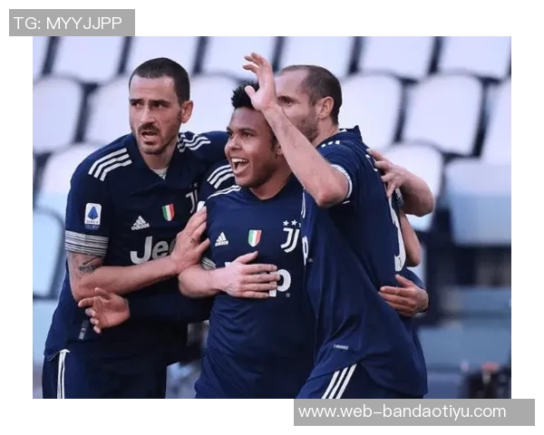 尤文图斯官方宣布禁止3名种族歧视麦肯尼的帕尔马球迷观赛 尤文图斯官方宣布禁止3名种族歧视麦肯尼的帕尔马球迷观赛