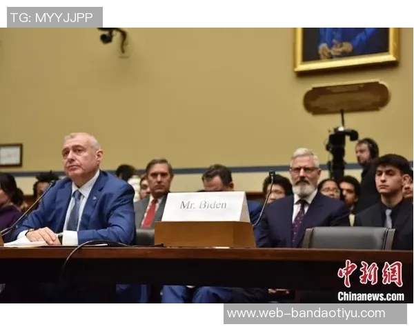 拉波尔塔与老佛爷关系紧张国家德比赛前未举行午餐会引发关注