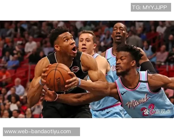 字母哥表现出色却难掩球队疲态14投9中贡献22分8篮板3助攻1盖帽