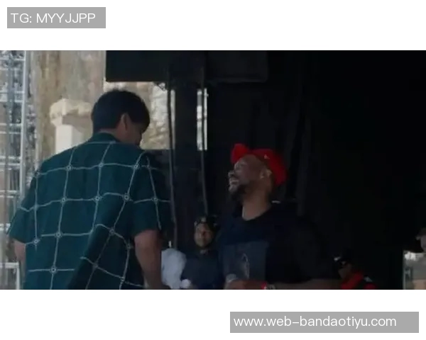 开拓者球员杨瀚森与利拉德参与儿童自我提升活动展现关怀