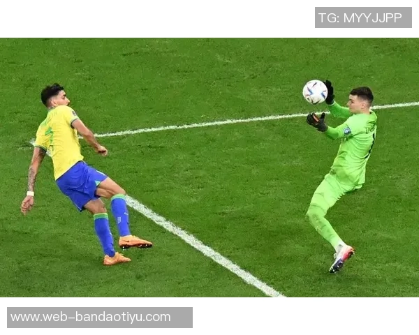 于帕回忆童年踢前锋经历期待在世界杯前明确未来发展方向