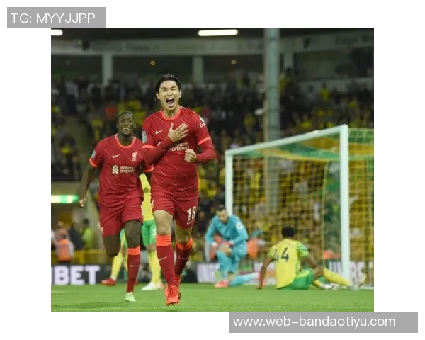 日本与加纳交锋前发布海报南野拓实成为焦点球员